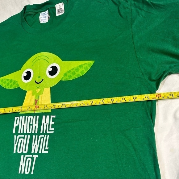 Star Wars St Patrick’s Day Green Short Sleeve Tshirt Men’s XL 100% Cotton NWT - Picture 2 of 3